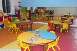 White Canvas Preschool Galley Image 3