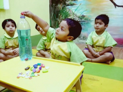 Yomaris Play School Galley Image 4