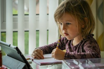 When And How To Introduce Digital Learning To Small Children?