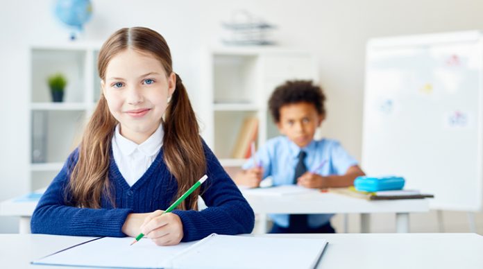 British Curriculum vs American Curriculum in Dubai